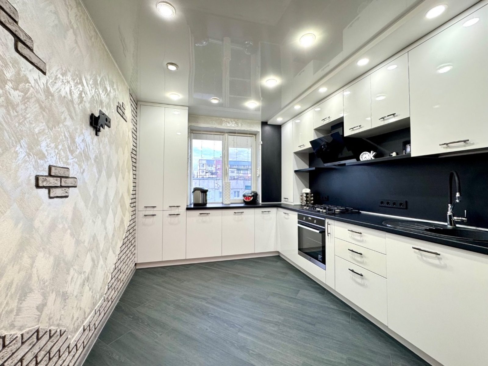 3-к квартира 70 кв.м 6/9 этаж Тамбовская обл, Тамбов г, Астраханская ул, 175 к 17