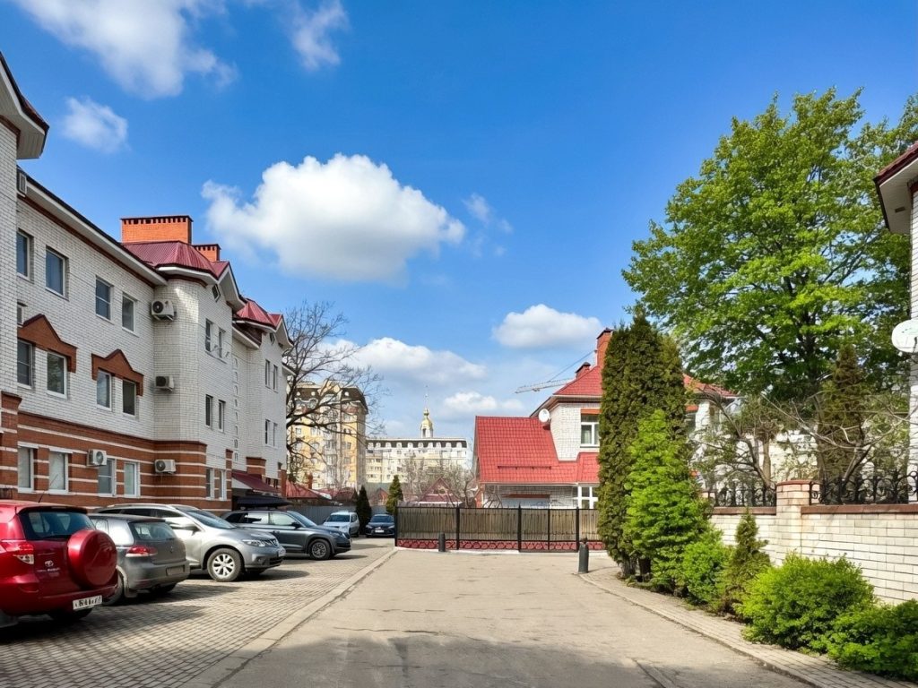 3-к квартира 109.6 кв.м 1/3 этаж Тамбовская обл, Тамбов г, Ленинградская ул, 5б