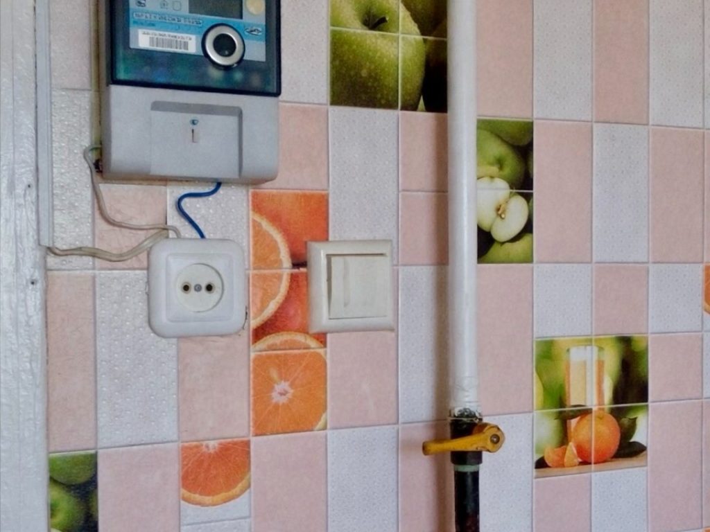 3-к квартира 67 кв.м 1/1 этаж Оренбургская обл, Светлинский м/р-н, Озёрный сп, Озерный п, Аэродромная ул, 4